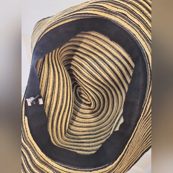 Ann Taylor Sriped Wide Brim Sun Hat - Picture 7 of 7